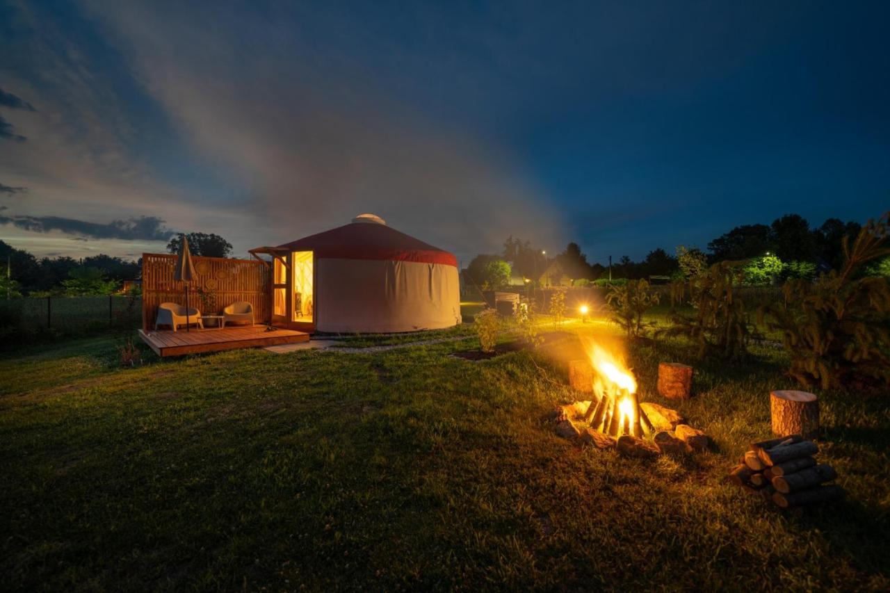 Izera Glamping Adults - Luksusowe Jurty&Spa Gajowka  Екстер'єр фото